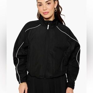 Fabletics Black Tempo Lightweight Windbreaker Jacket